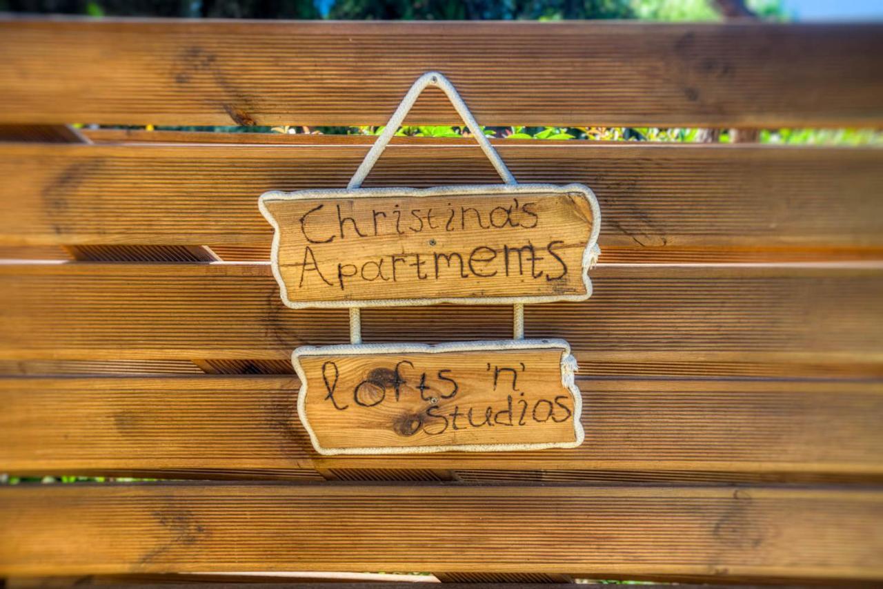 Christinas Lofts Apartment Agios Matthaios  ภายนอก รูปภาพ
